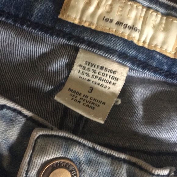 Shorts - Picture 2 of 3